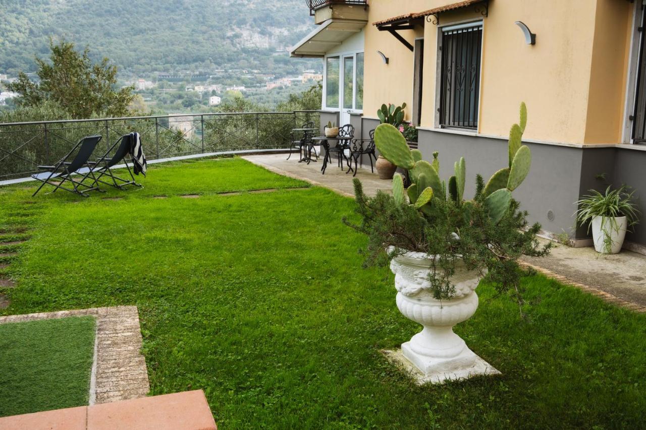 Villa Fanella, Independent House Between Sorrento & Amalfi Piano di Sorrento Eksteriør billede