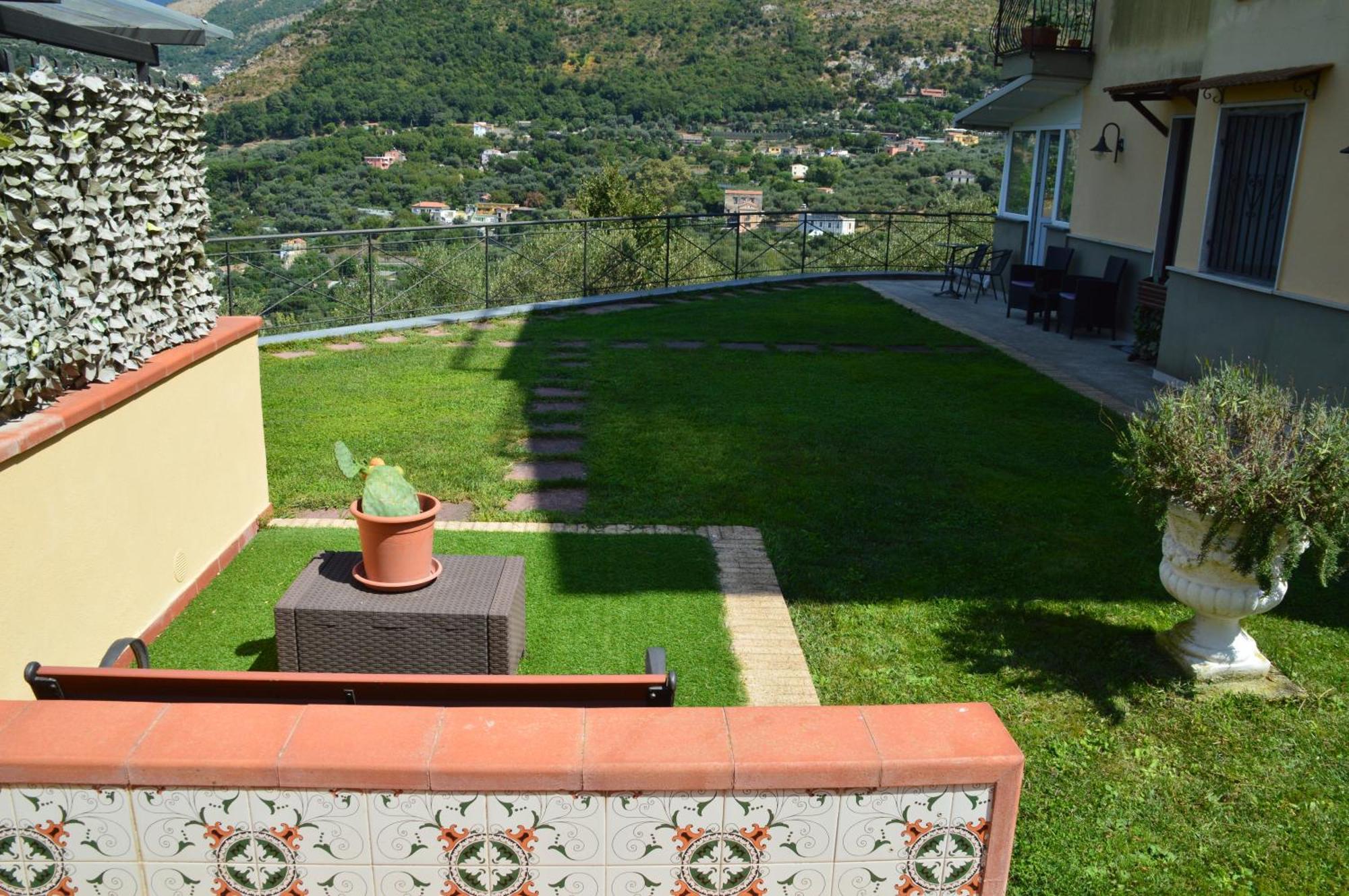 Villa Fanella, Independent House Between Sorrento & Amalfi Piano di Sorrento Eksteriør billede